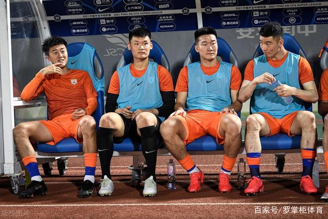 皇马季前热身赛4-1大胜，邓弗里斯缺阵之谜解析
